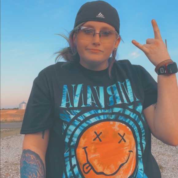 Meet your Posher, Realynn :) - Picture 4 of 7